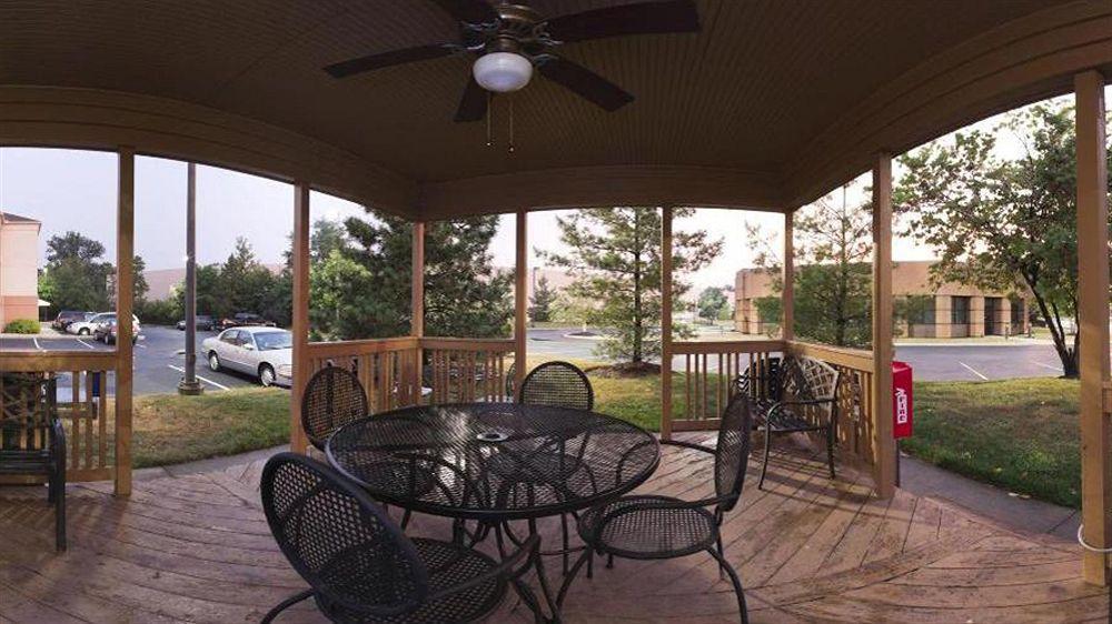 Mainstay Suites Cincinnati Blue Ash Exterior foto
